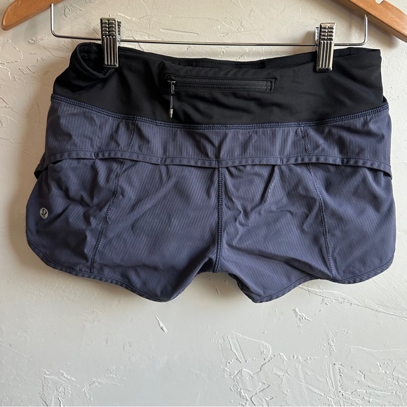 Lululemon Speed Up Shorts 2.5" Inseam Navy Blue Stripes/Black Band Size 4 - Picture 2 of 12